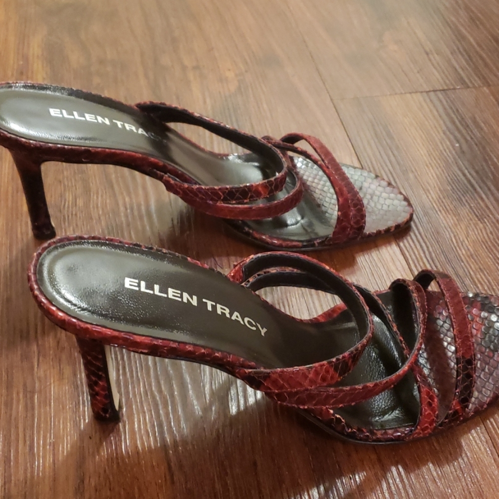 Ellen Tracy red heels